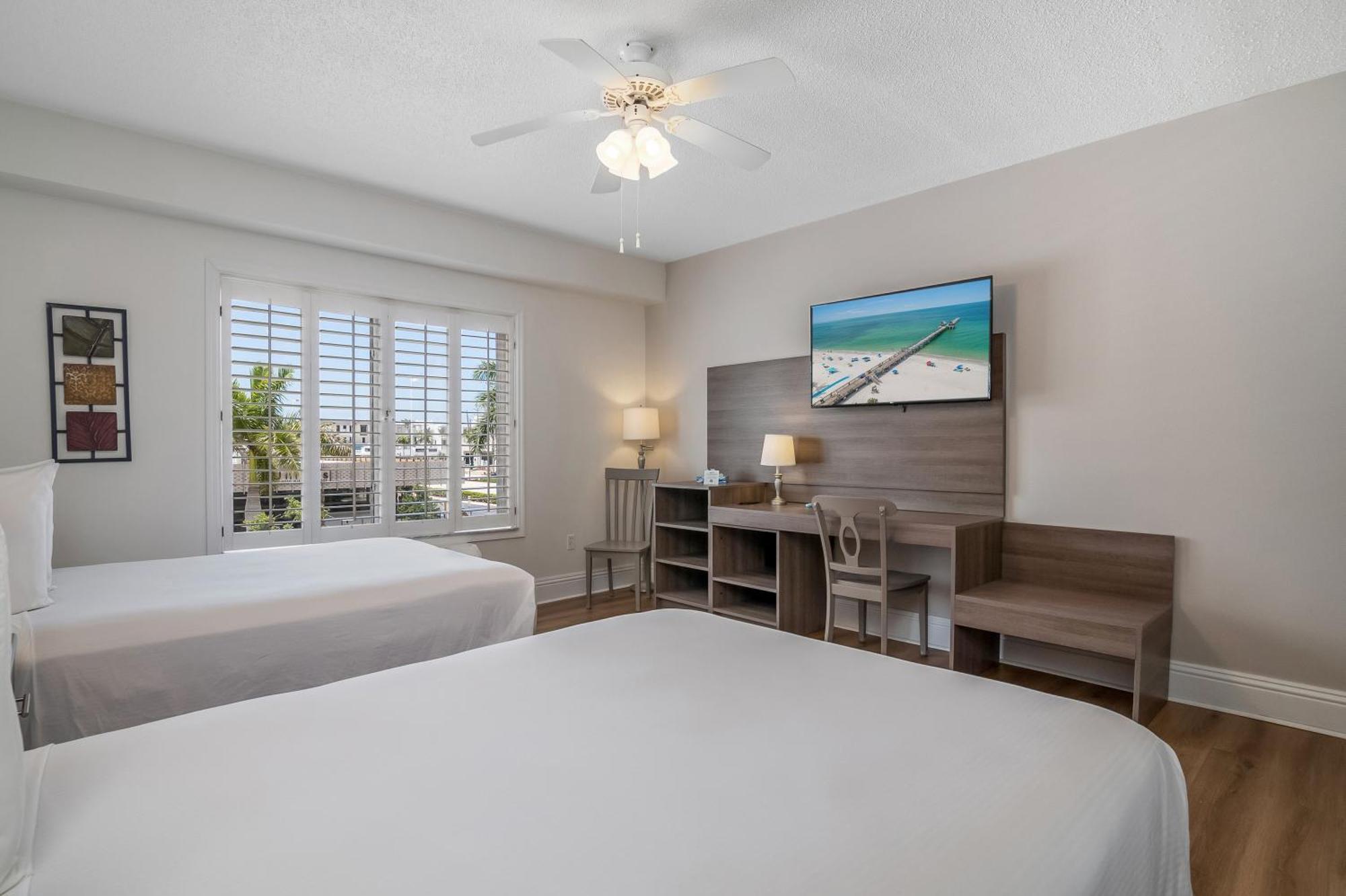Naples Park Central Hotel Eksteriør bilde