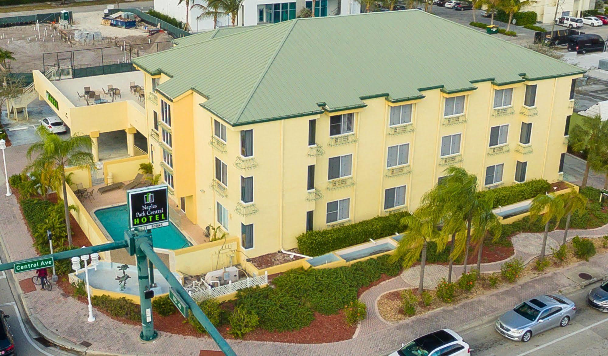 Naples Park Central Hotel Eksteriør bilde