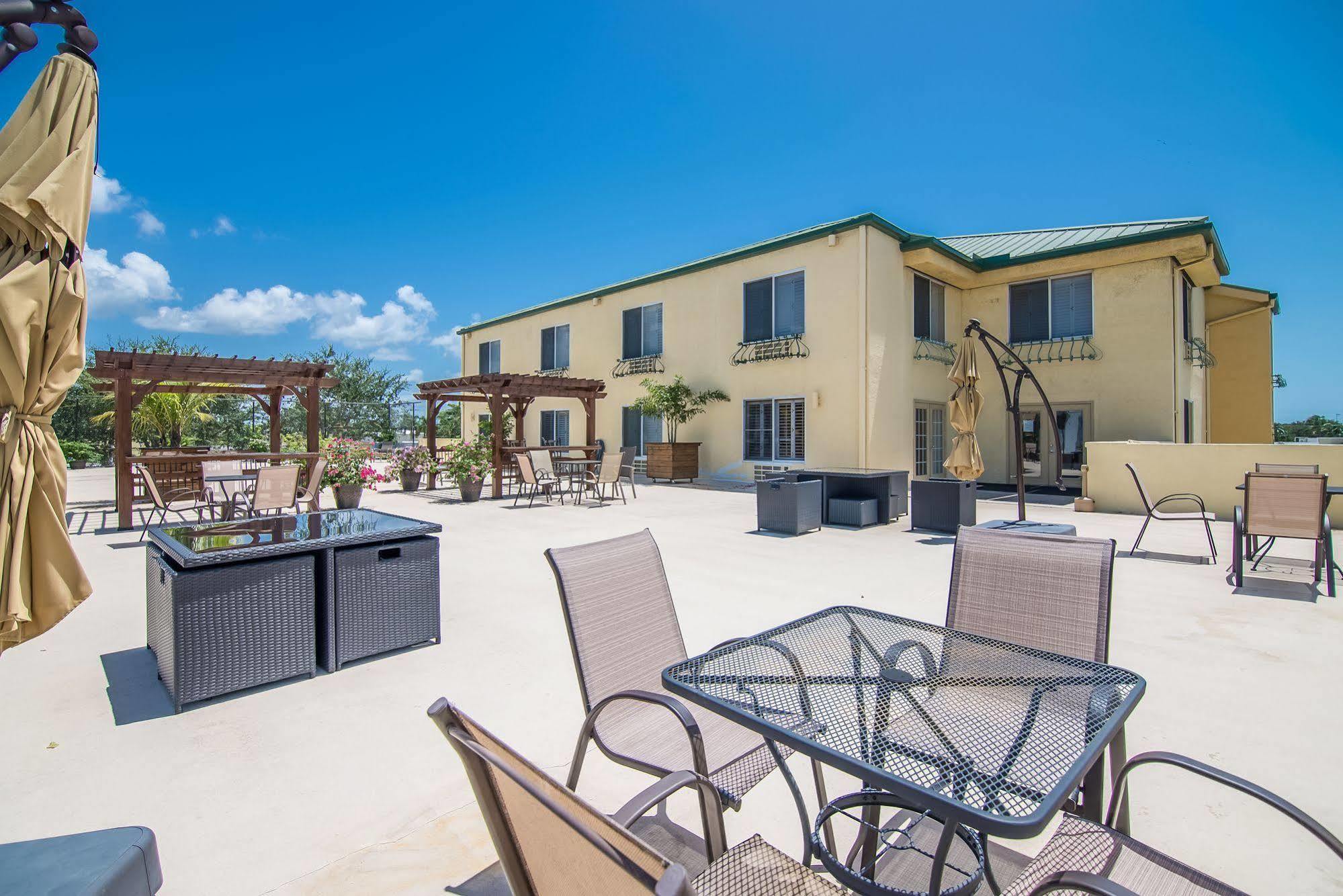 Naples Park Central Hotel Eksteriør bilde
