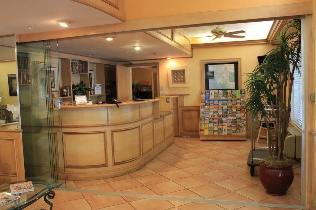 Naples Park Central Hotel Eksteriør bilde